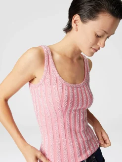 Zig zag ribbed tank top with sequins