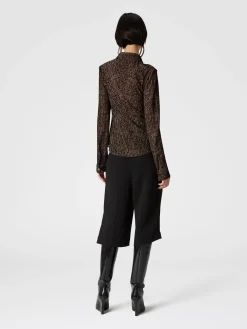 Zig zag tulle shirt with gathering