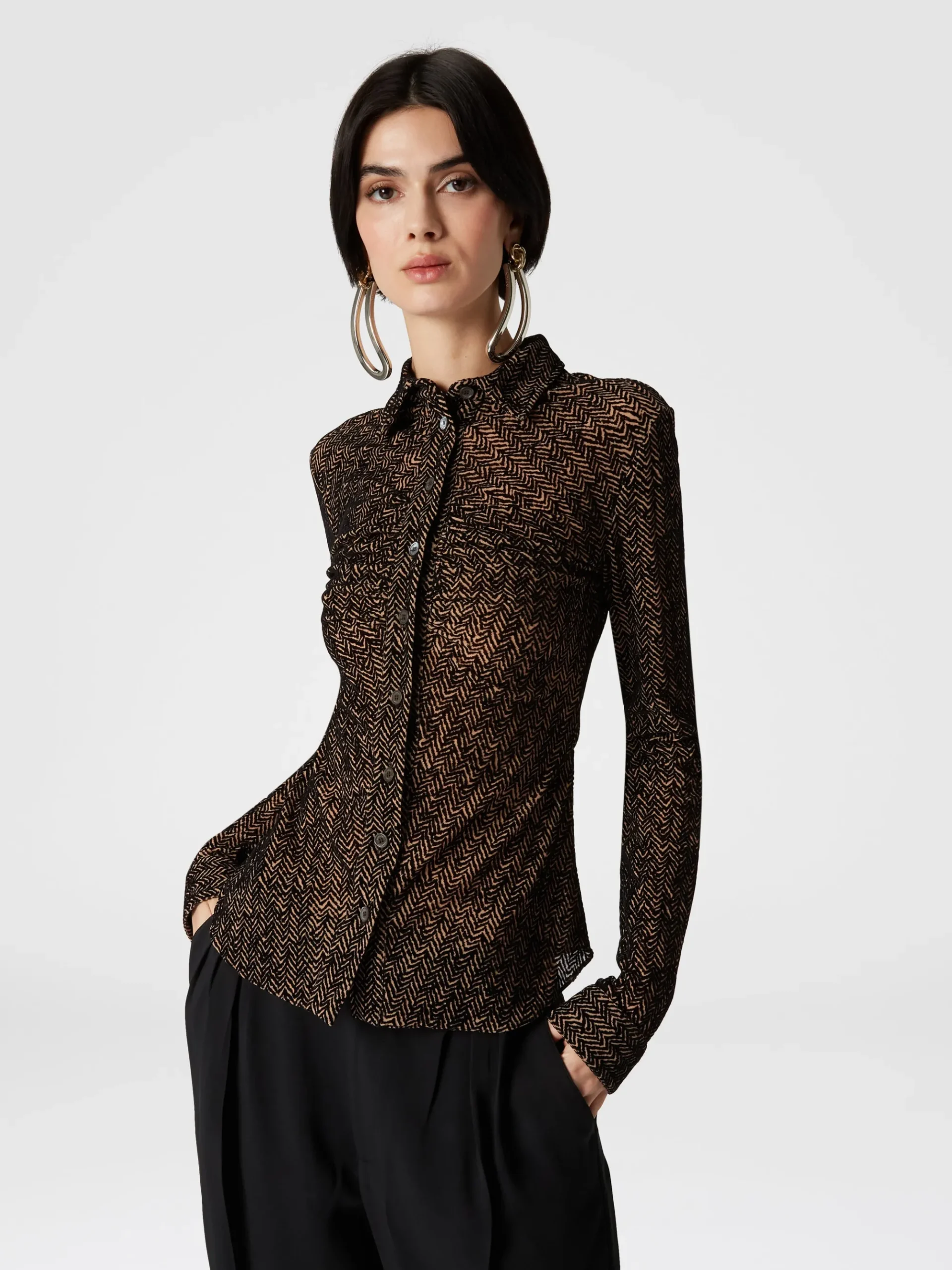 Zig zag tulle shirt with gathering