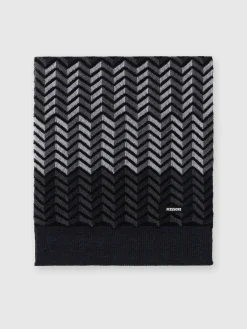 Zig zag virgin wool scarf with logo