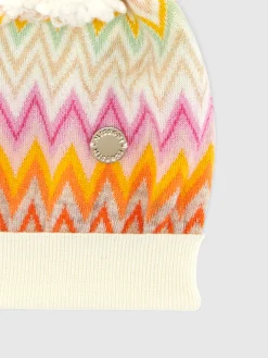 Zig zag wool hat with pom pom