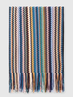 Zig zag wool scarf with fringes