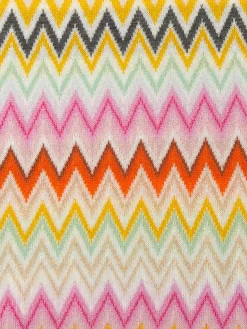 Zig zag wool scarf with logo appliqué