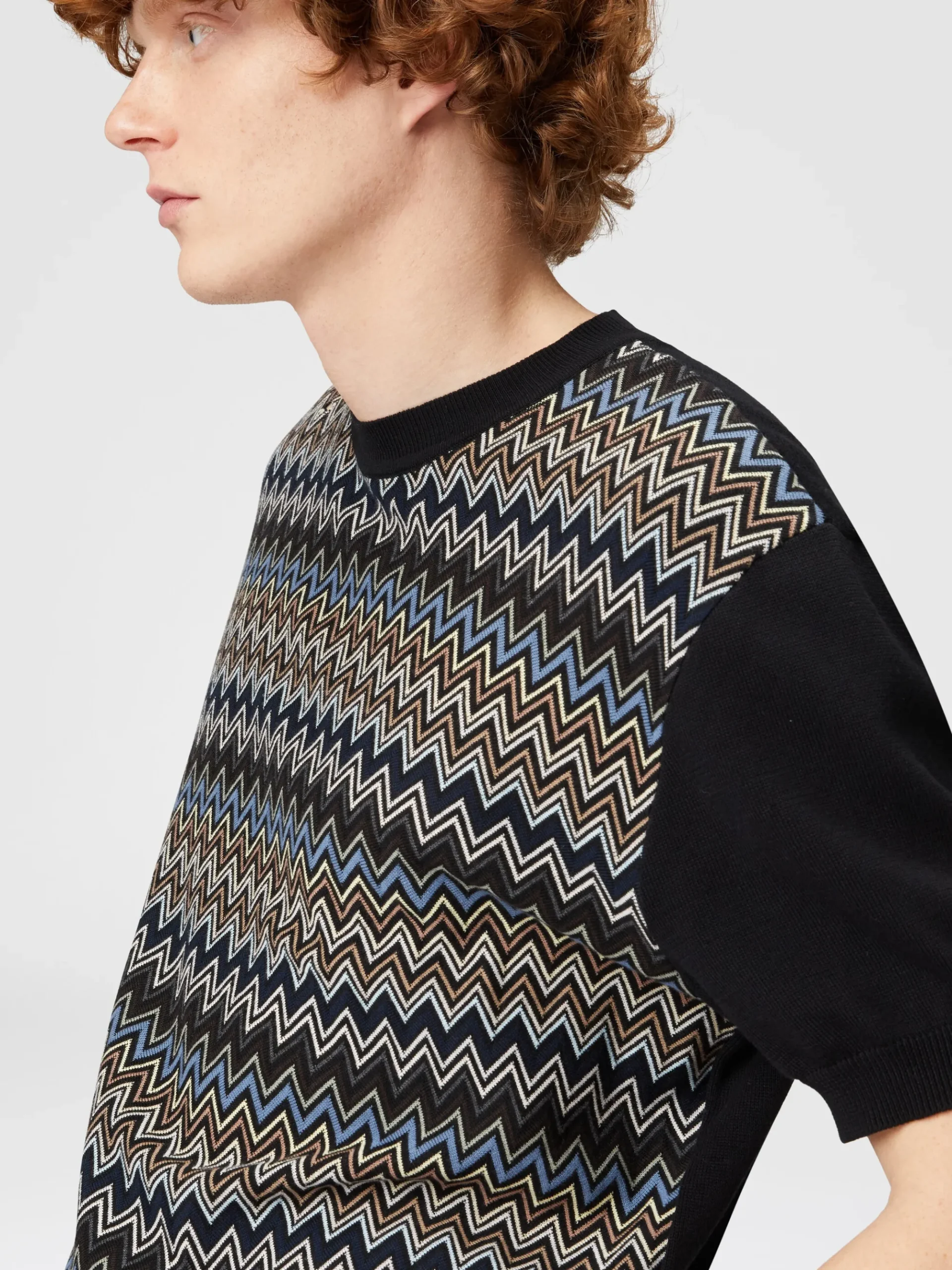 Zigzag cotton knit T-shirt with solid color inserts