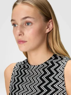 Zigzag wool and viscose tank top